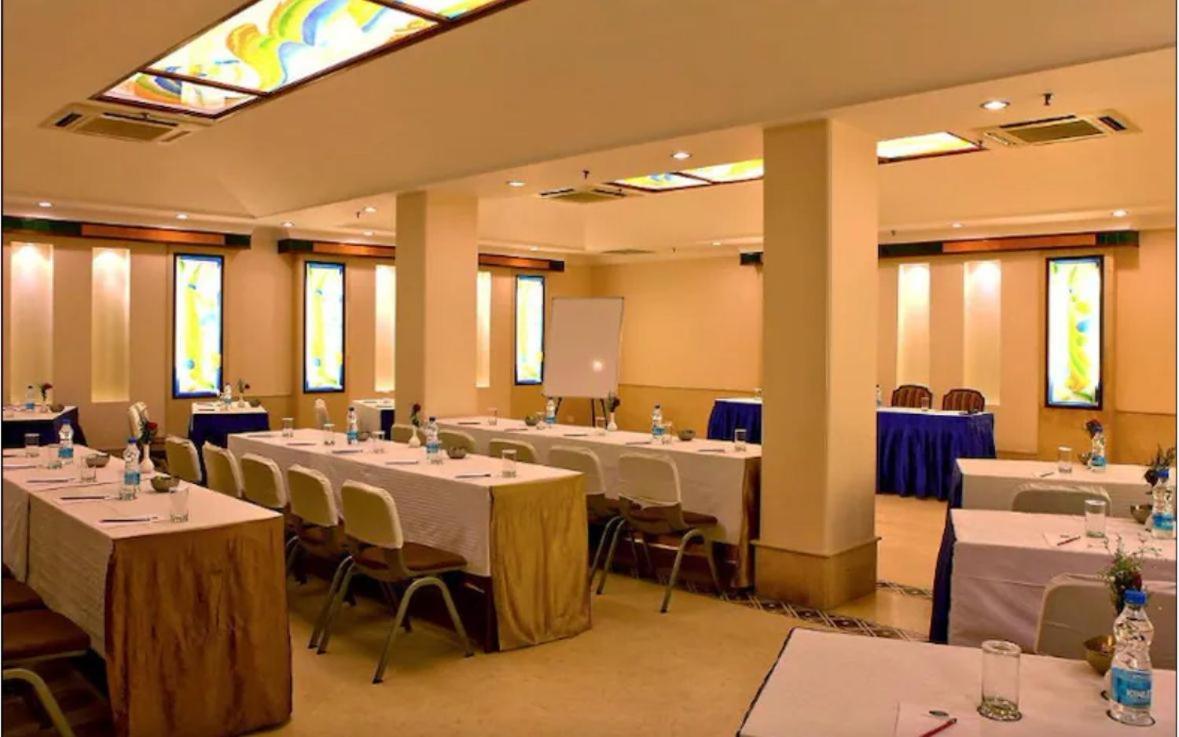 Hotel Florence Inn, Karol Bagh, New Delhi, 2 Min From Metro ภายนอก รูปภาพ